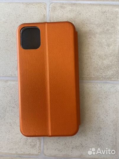 Чехол на iPhone 11