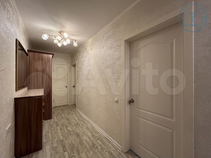 2-к. квартира, 64 м², 5/5 эт.