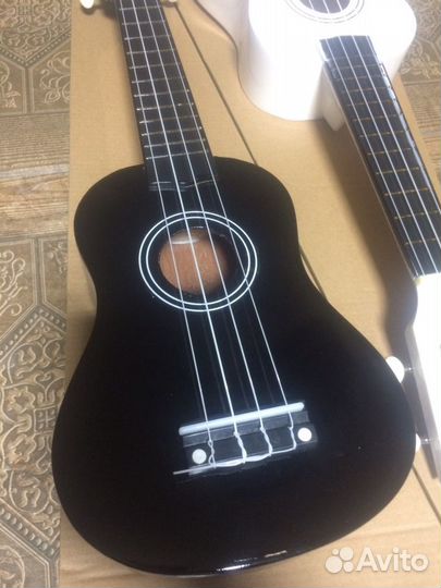 Укулеле новая сопрано music litc черная