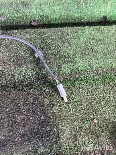 Датчик ABS передний правый Toyota Celica ZZT230