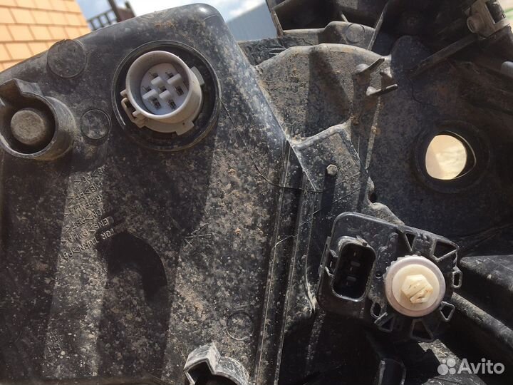 Фара левая передняя Mazda CX-5