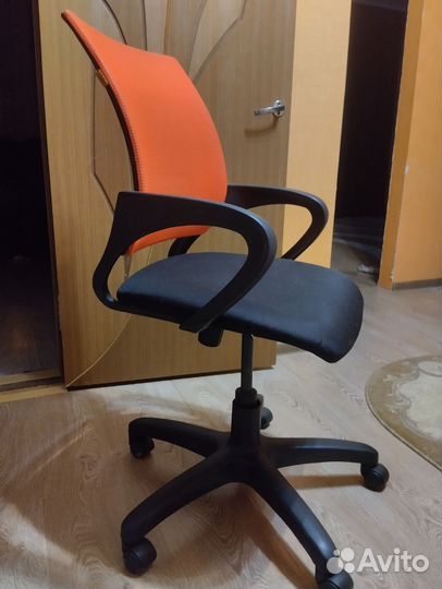 Компьютерное кресло бу