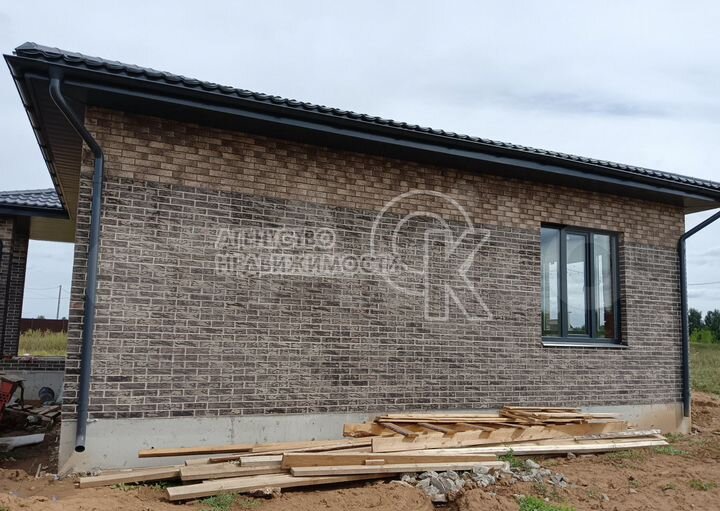 Коттедж 110 м² на участке 6 сот.