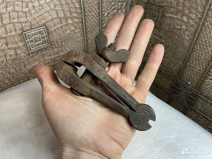 Зажим тиски СССР