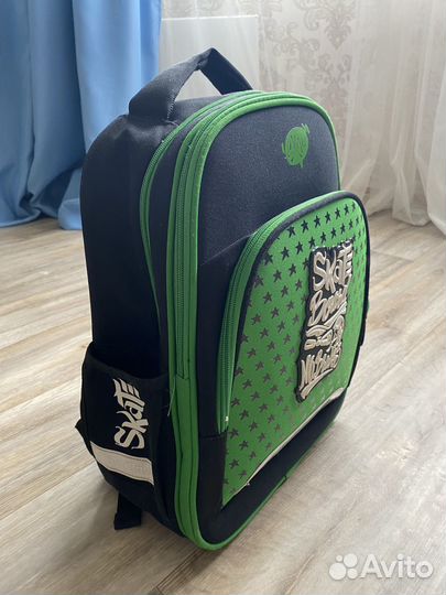 Школьный рюкзак