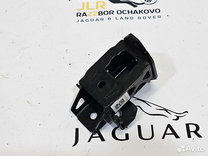 Кронштейн радиатора Jaguar F-Pace X761 2016- н.в