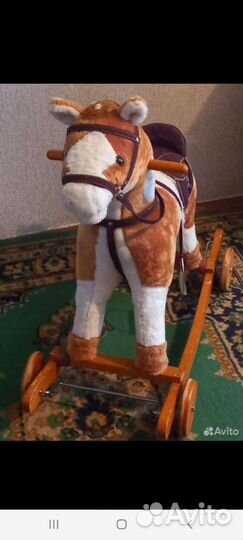 Детская качалка лошадь
