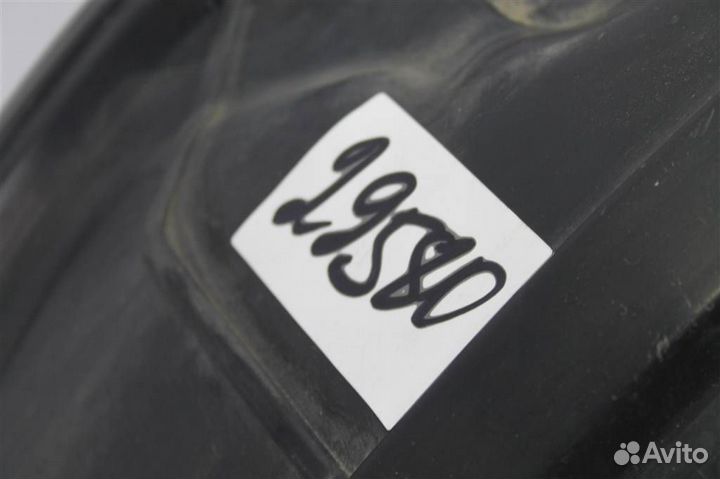 Локер передний правый Nissan Sentra B17