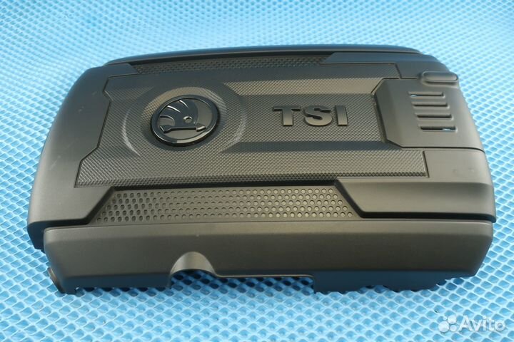 Накладка двигателя Skoda Superb 3