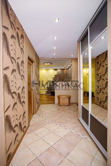 2-к. квартира, 80 м², 6/9 эт.