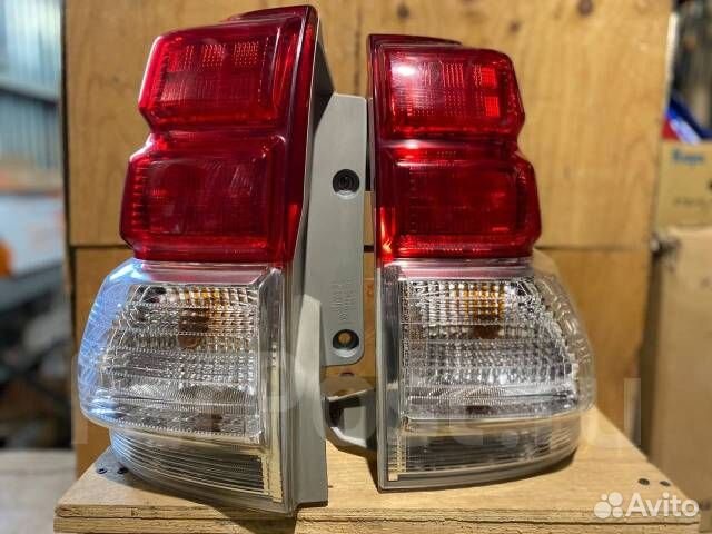 Фонарь задний Land Cruiser Prado 150 09-13