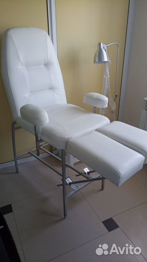 Педикюрное кресло кушетка