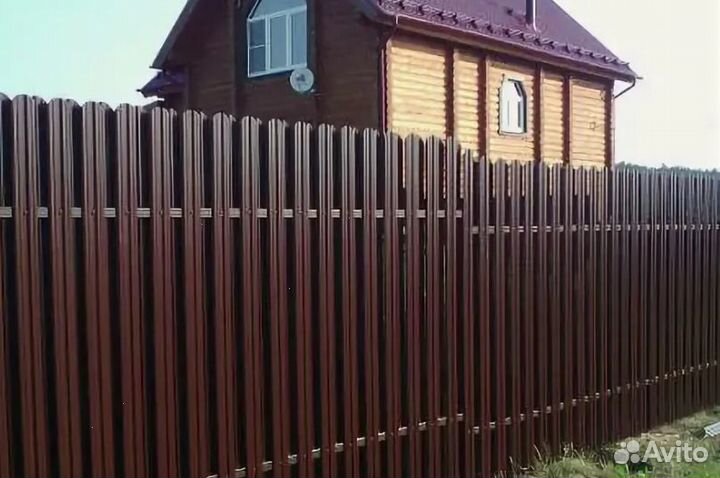 Забор из евроштакетника за 1 день быстро