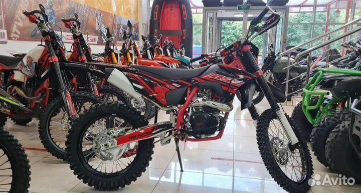 Мотоцикл BSE - Z10 2.0