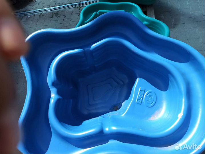 Садовый пруд