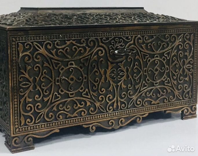 Шкатулка. Металл. Для документов. 20*30