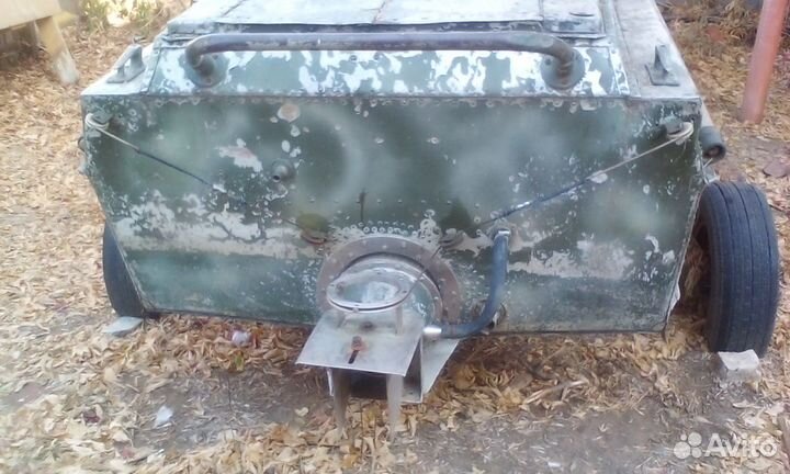 Лодка моторная водомет