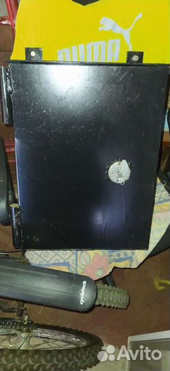 Сейф металлический