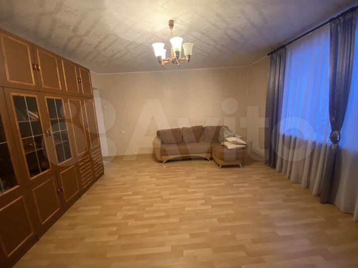 2-к. квартира, 63 м², 11/12 эт.