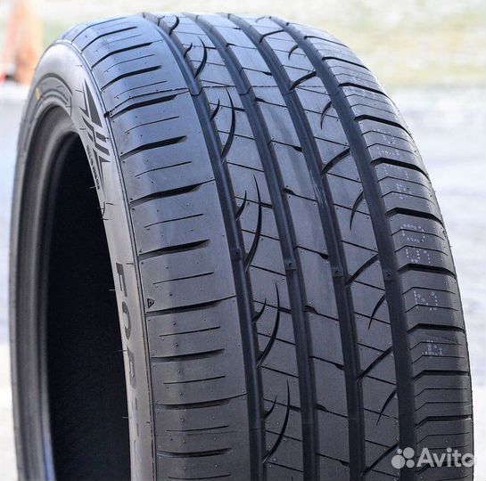 Fortune FSR702 215/55 R17 94W