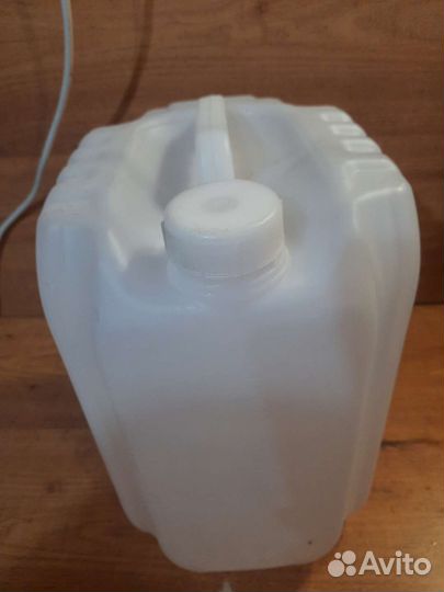 Канистры бу 10л