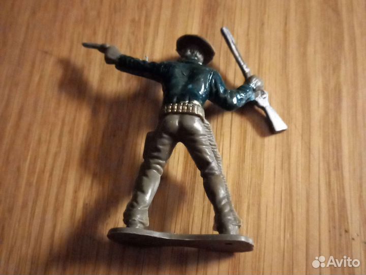 Модель солдитка