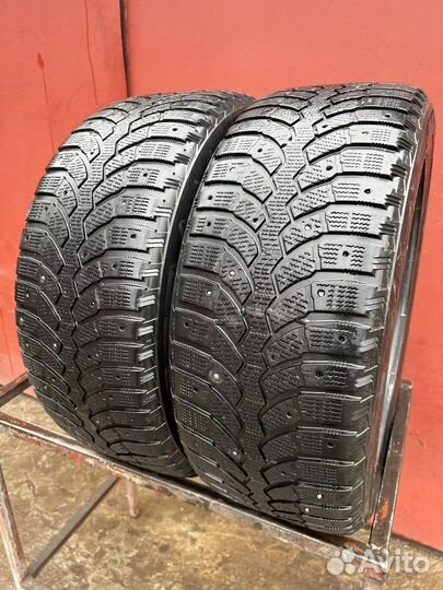 Bridgestone Blizzak Spike-01 225/55 R16 95T