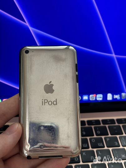 iPod touch 4 8gb