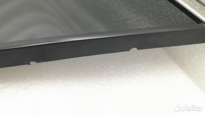 Стекло кузовное глухое заднее правое Nissan