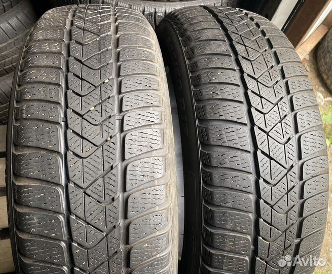 Pirelli Winter Sottozero 3 205/60 R17