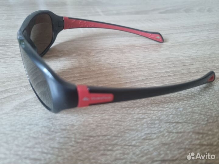 Очки солнцезащитные детские Quechua