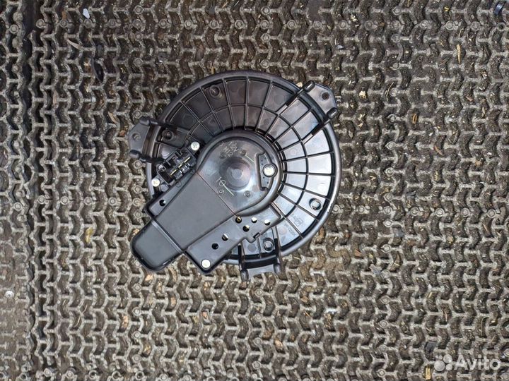 Двигатель отопителя Lexus ES, 2010