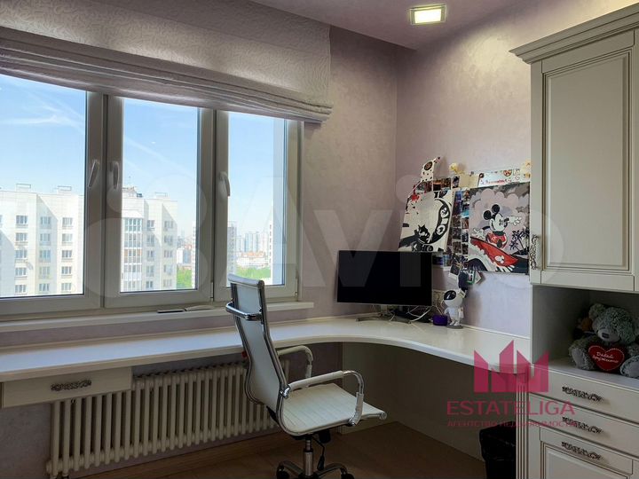 6-к. квартира, 140 м², 18/19 эт.