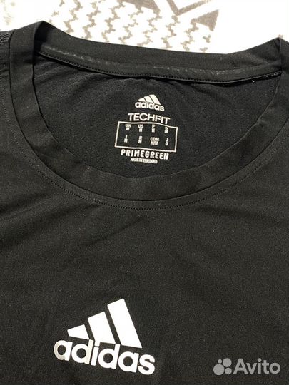 Спортивная футболка adidas