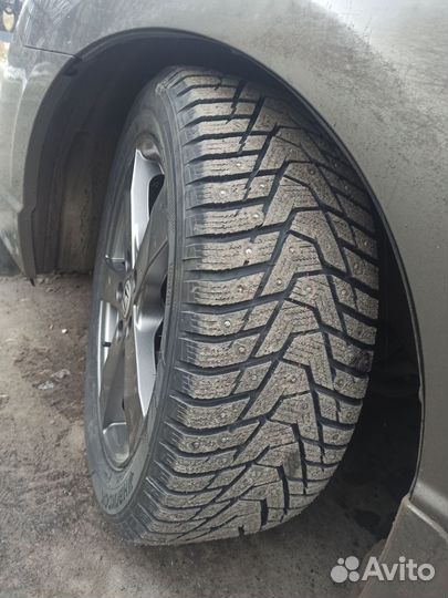 Hankook Winter I'Pike RS2 W429 225/50 R17 98T