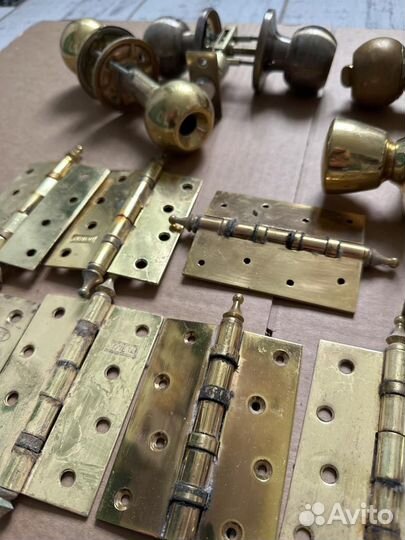 Дверная фурнитура