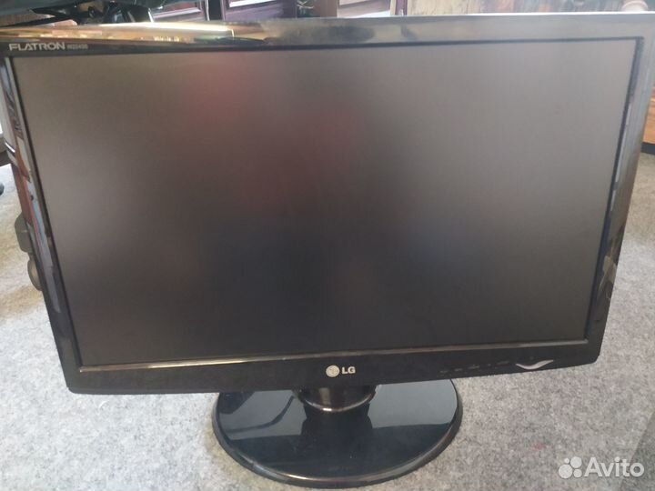 Монитор LG flatron W22435