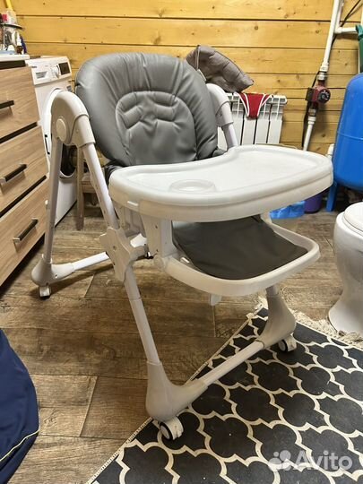 Детский стульчик для кормления