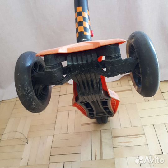 Самокат детский трехколесный