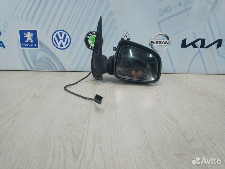 Зеркало Renault logan 2 Прав