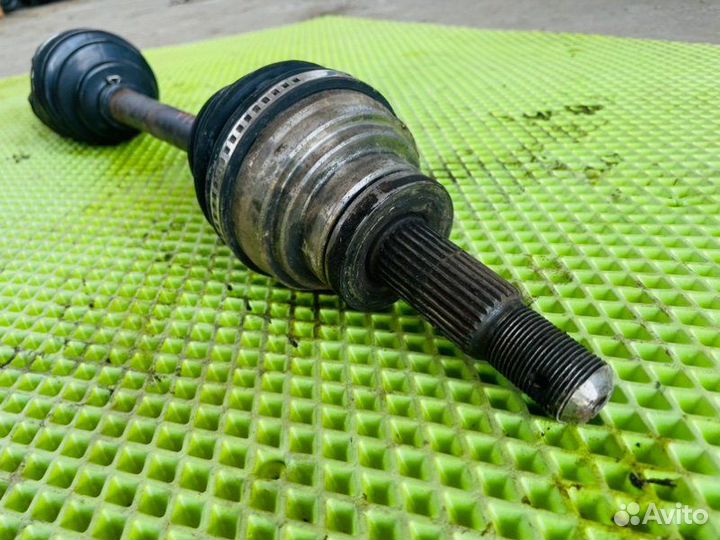 Привод передний левый Toyota Camry SV30 4SFE 1994