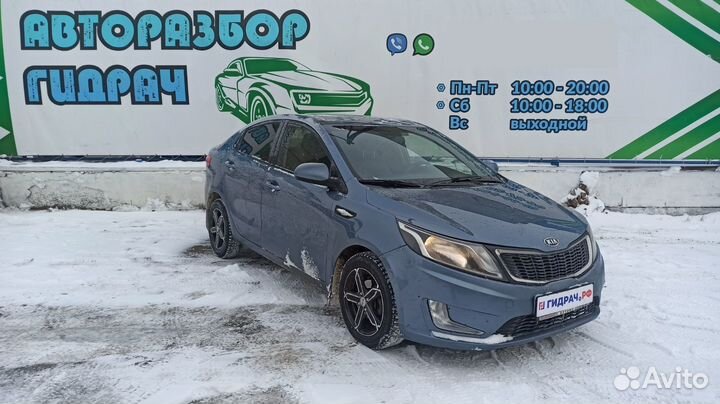 Планка стекла двери задней левой Kia Rio 3 83231-4