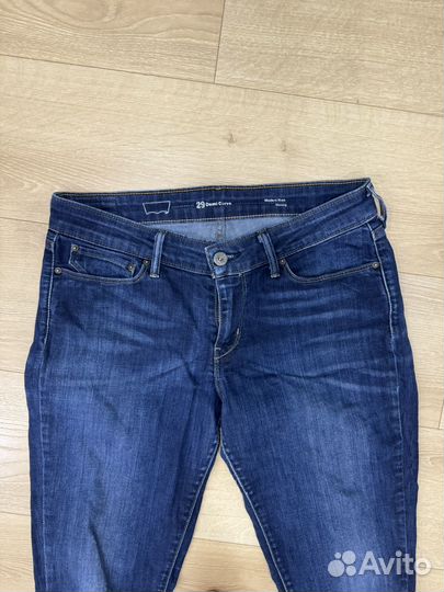 Джинсы женские levis