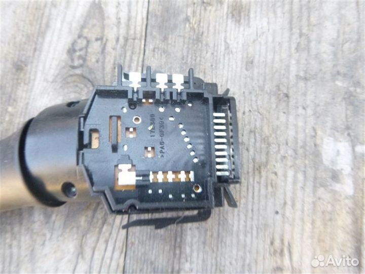 Блок подрулевых переключателей правый Mitsubishi