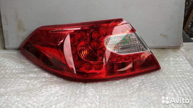 Фонарь левый на ниссан фуга y51