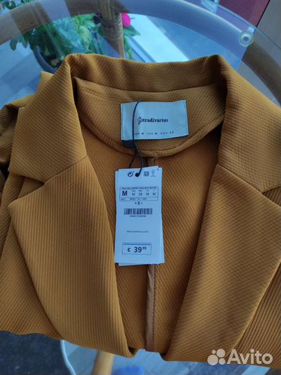 Пальто Stradivarius