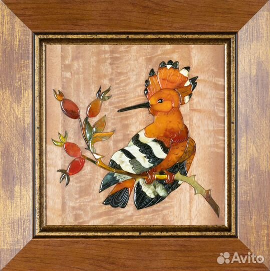 Удод панно мозаика янтарная. Картина из янтаря