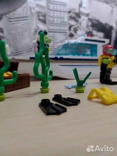 Lego city Яхта для дайвинга (60221)
