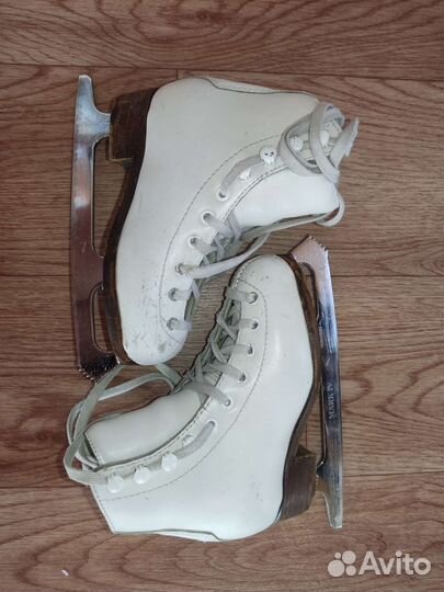 Фигурные коньки Wifa 27L