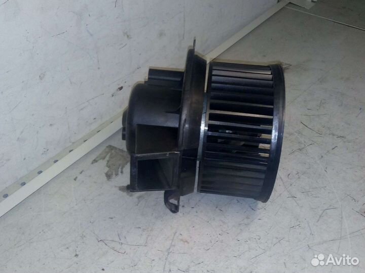 Моторчик печки Пежо 206